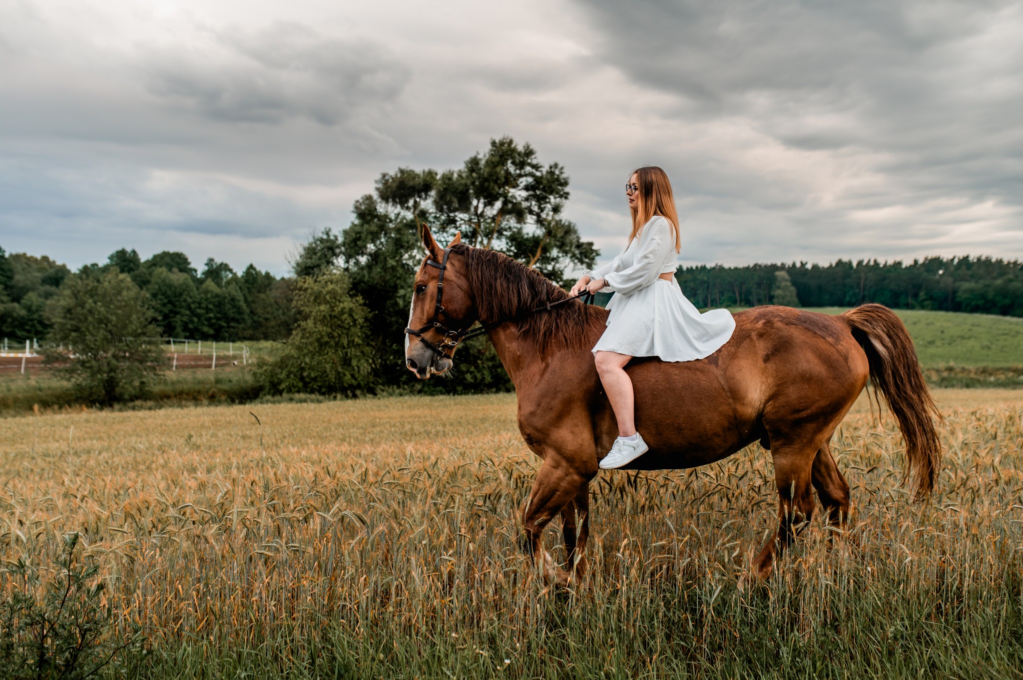 Sesje kobiece Kwiecista sesja 17 06 2024 Marta Trzcinska Fotografia 21 - Sesje kobiece